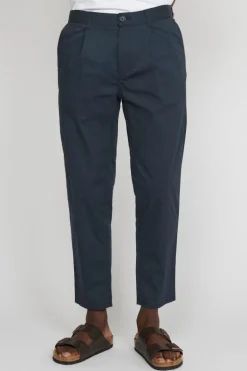MAcolton Bukser