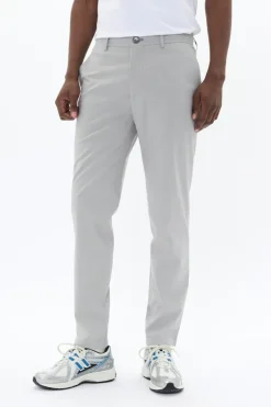 MALiam Bukser
