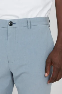 MAliam Bukser