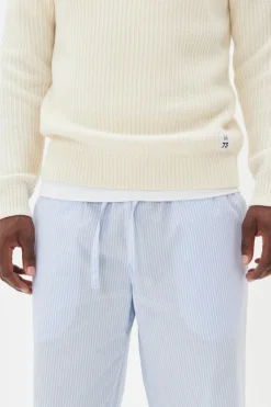 MAlyle Pyjamas buks