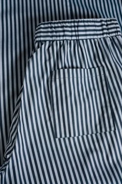 MAlyle Pyjamas buks