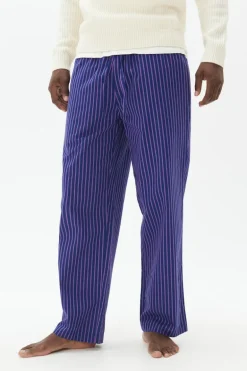 MAlyle Pyjamas buks