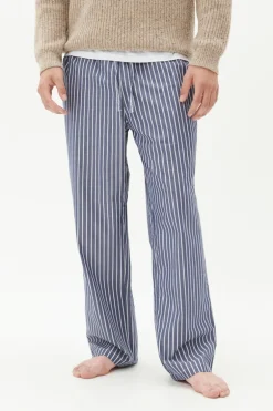 MAlyle Pyjamas buks