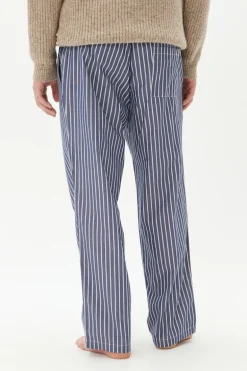 MAlyle Pyjamas buks